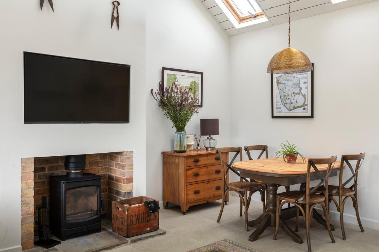 Linseed Barn- Stamford Holiday Cottages Dış mekan fotoğraf